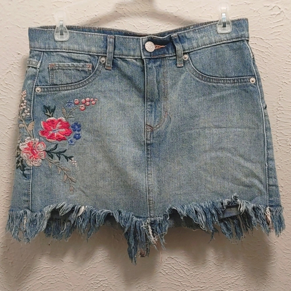 EXPRESS Floral Denim front zipper skirt 100% Cotton